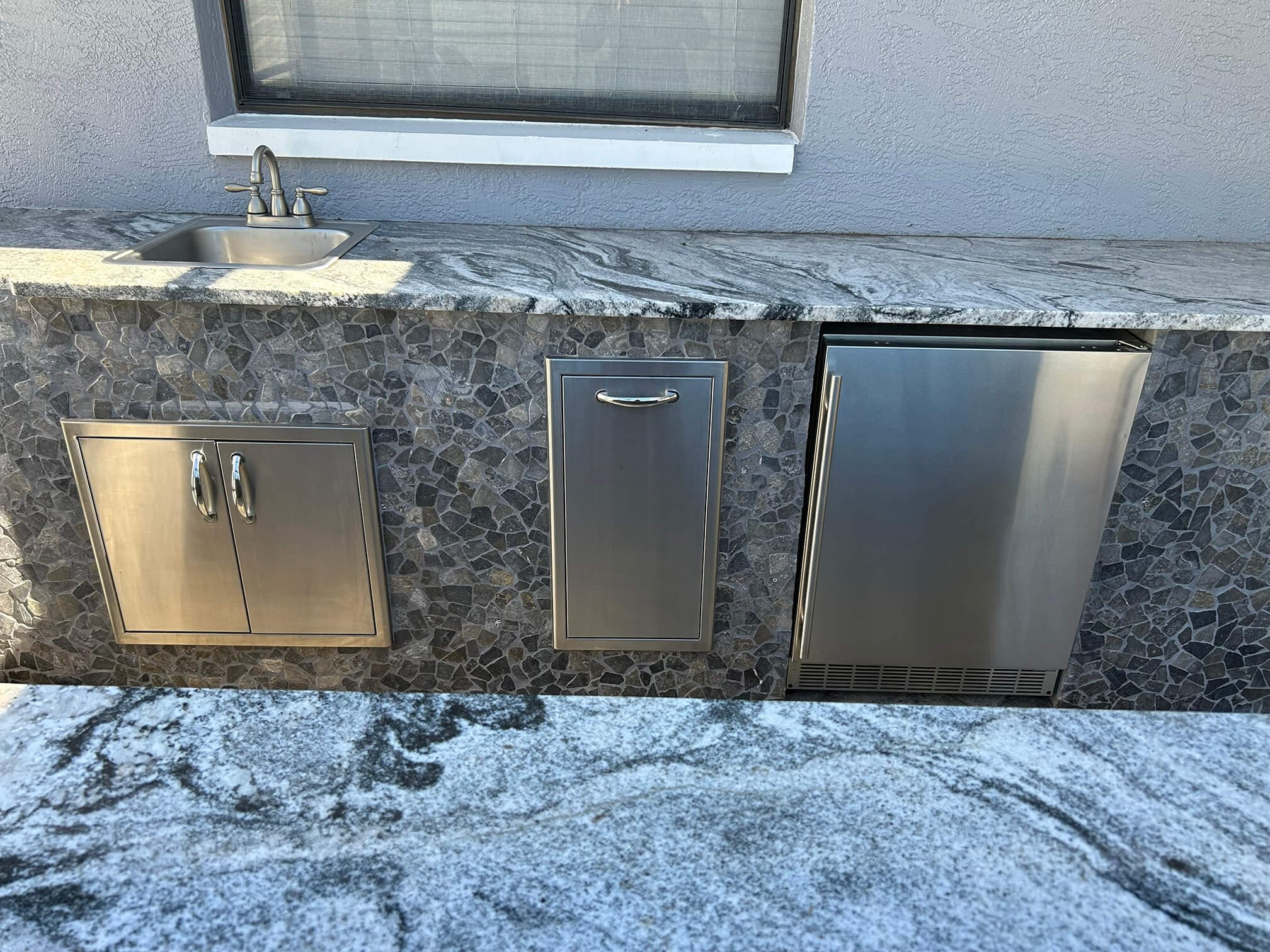 Clean grill grates after professional service